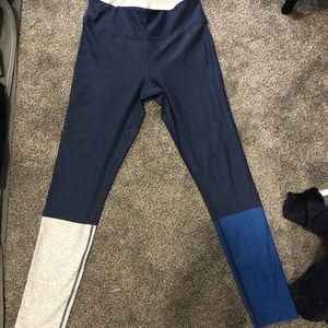 Outdoor voices leggings